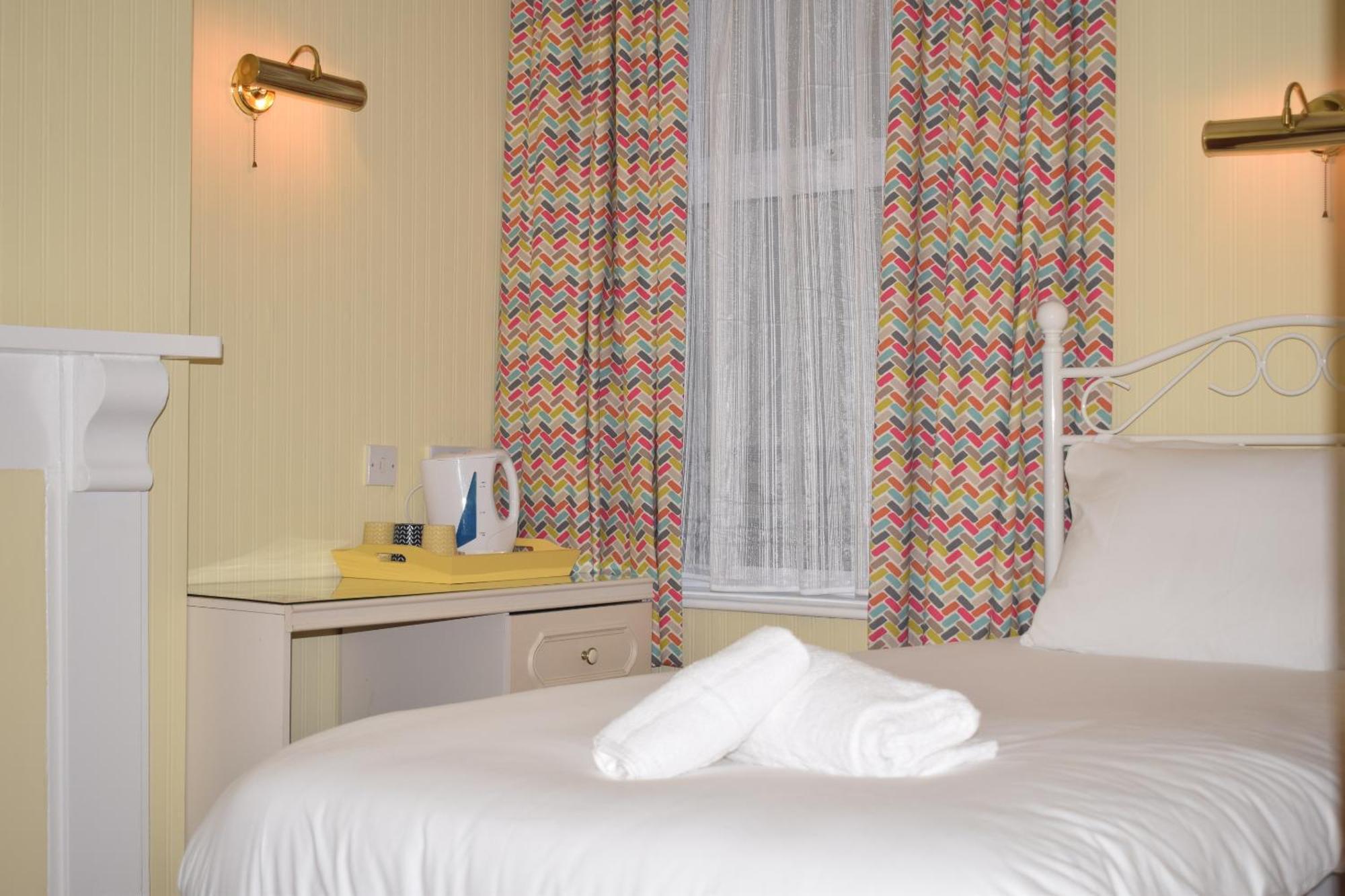 Penn House Hotel ウェーマス 部屋 写真