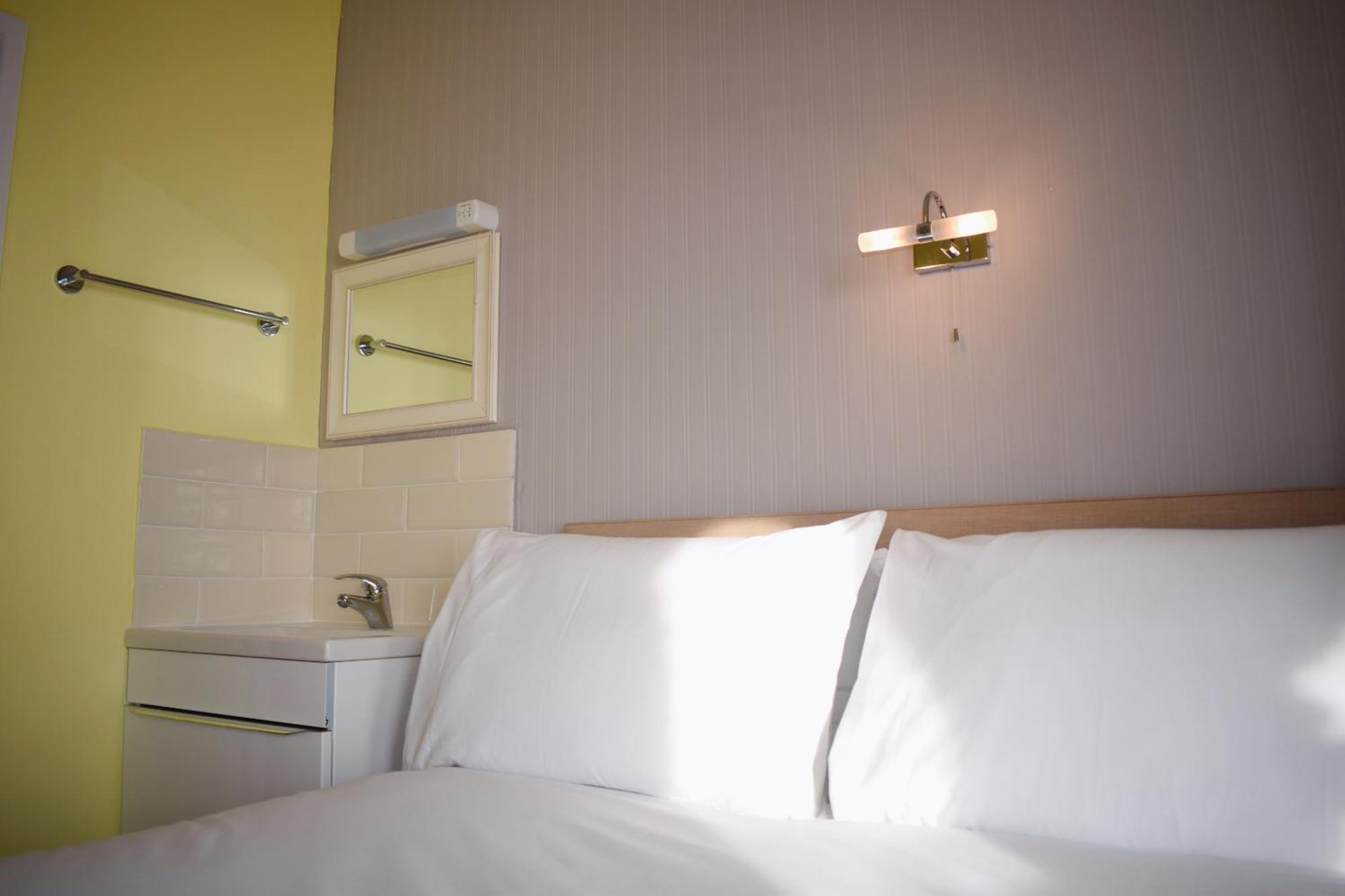Penn House Hotel ウェーマス 部屋 写真